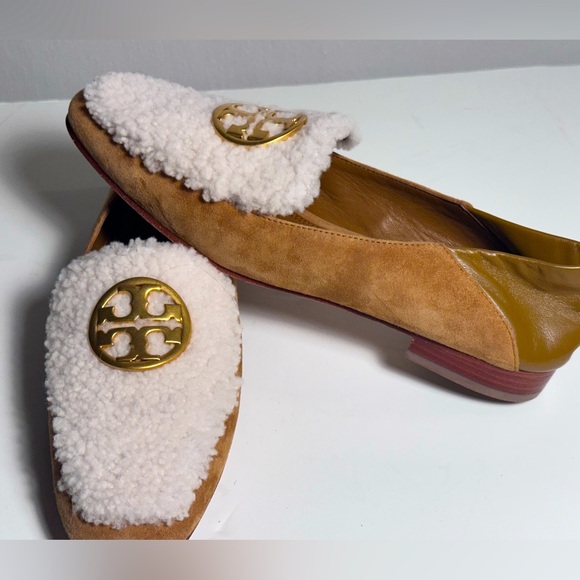 Tory Burch Shoes - NWT Tory Burch Rhume Suede with Natural Lamb Shearing size 8.5